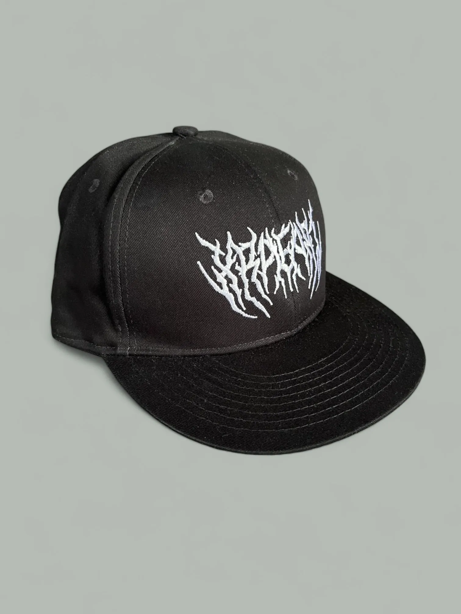 METAL LOGO White Embroidered Snapback