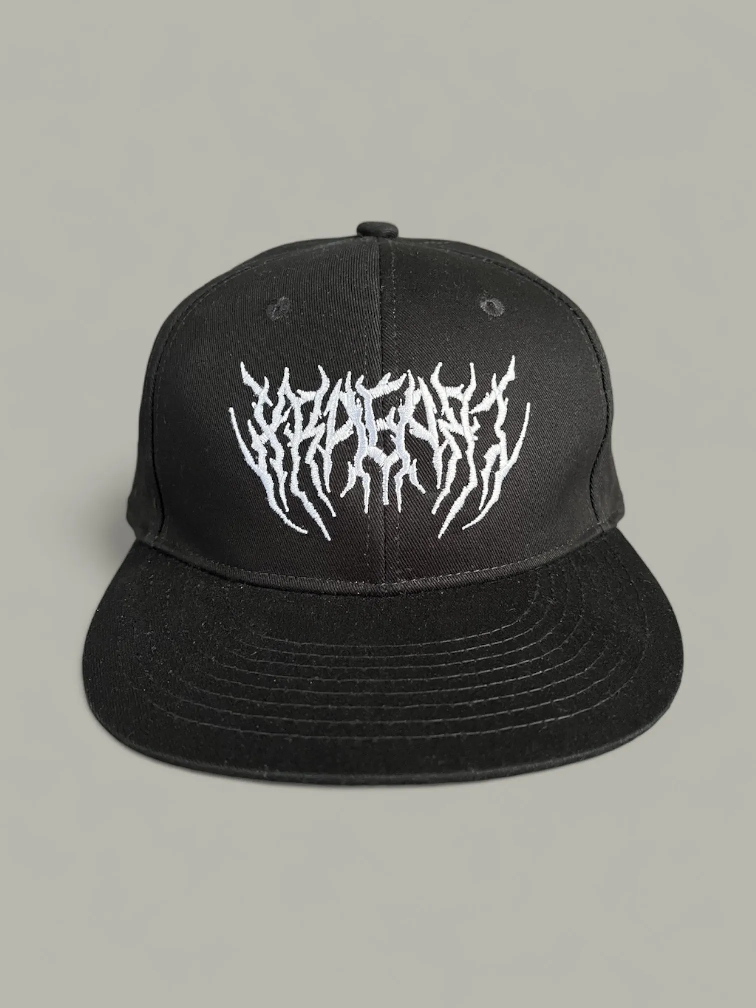 METAL LOGO White Embroidered Snapback